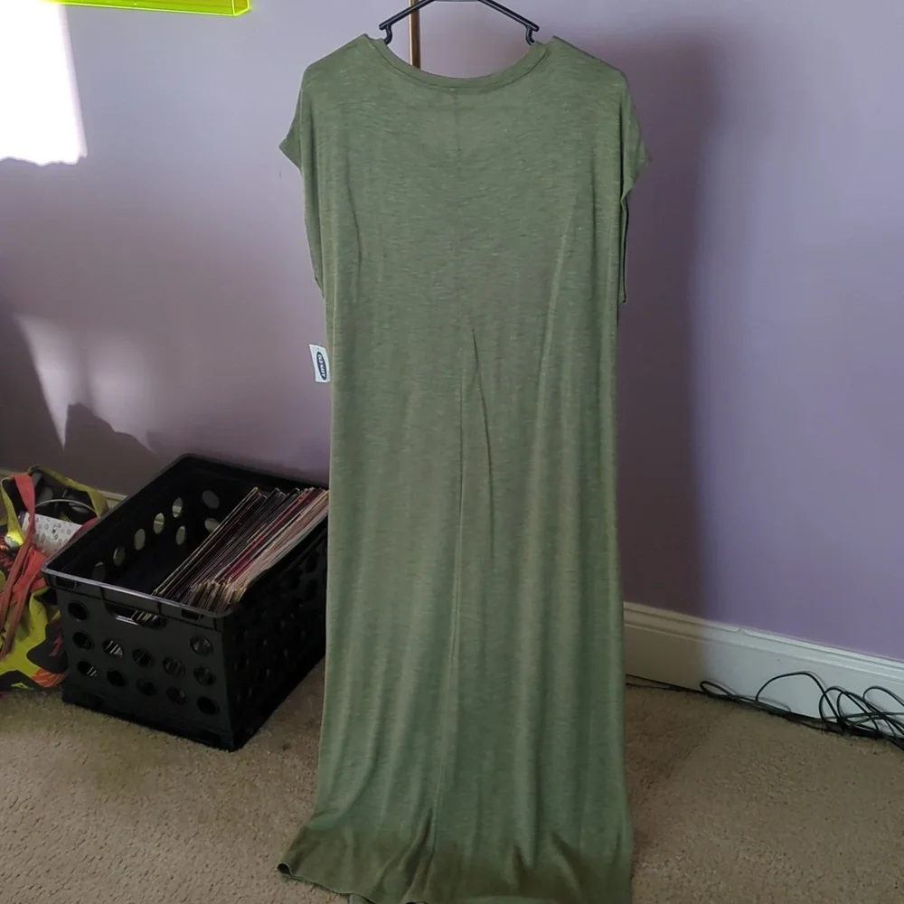 Old Navy Tshirt Dress - Picture 4 of 6